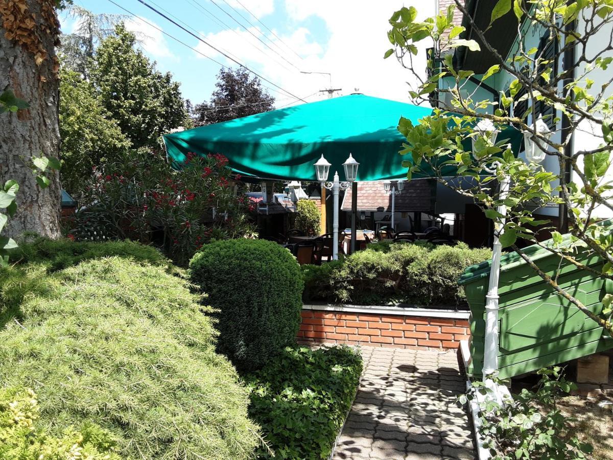 St.Hubertus Vendèglő&Panzió Hévíz Esterno foto