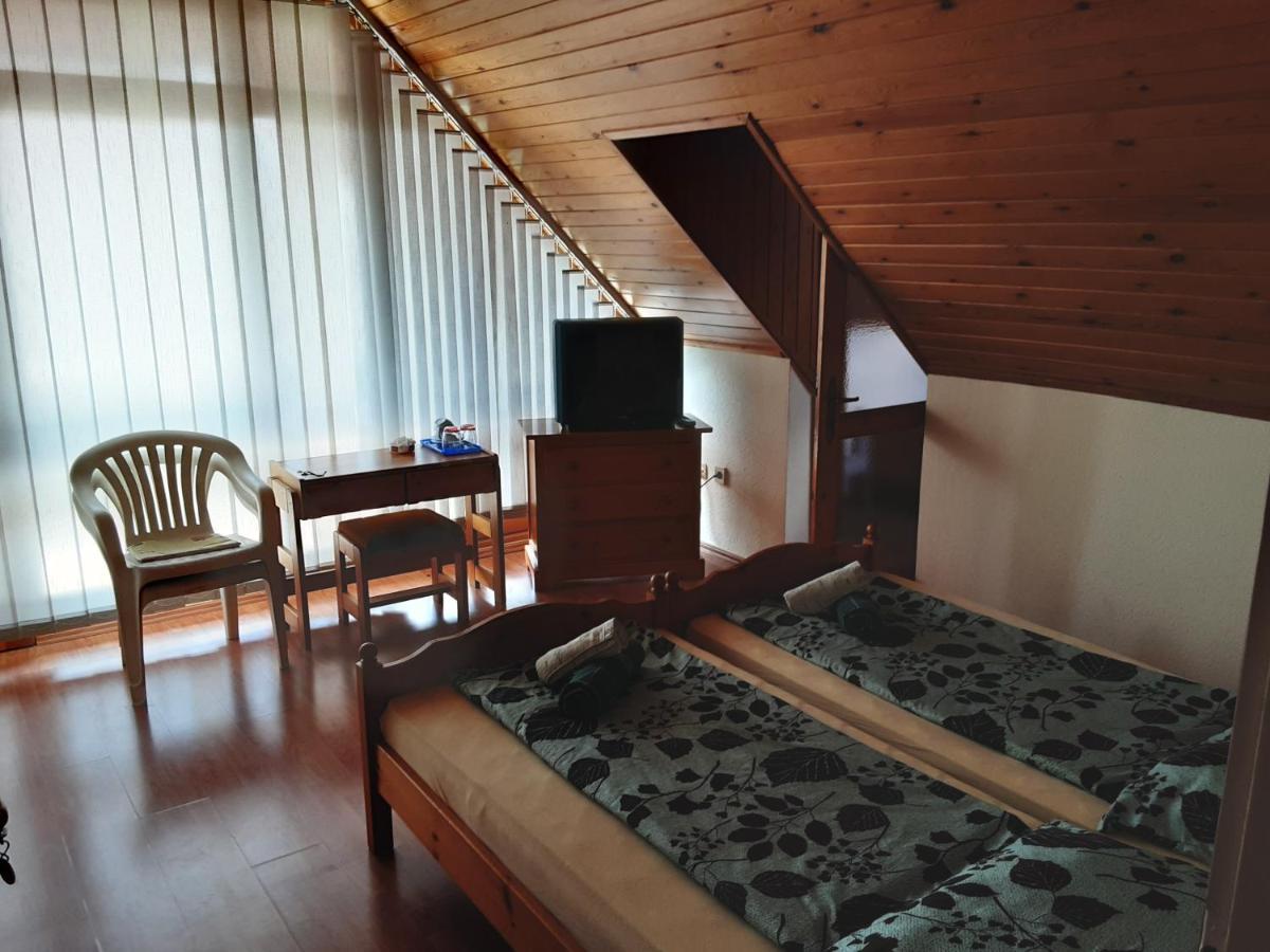 St.Hubertus Vendèglő&Panzió Hévíz Esterno foto