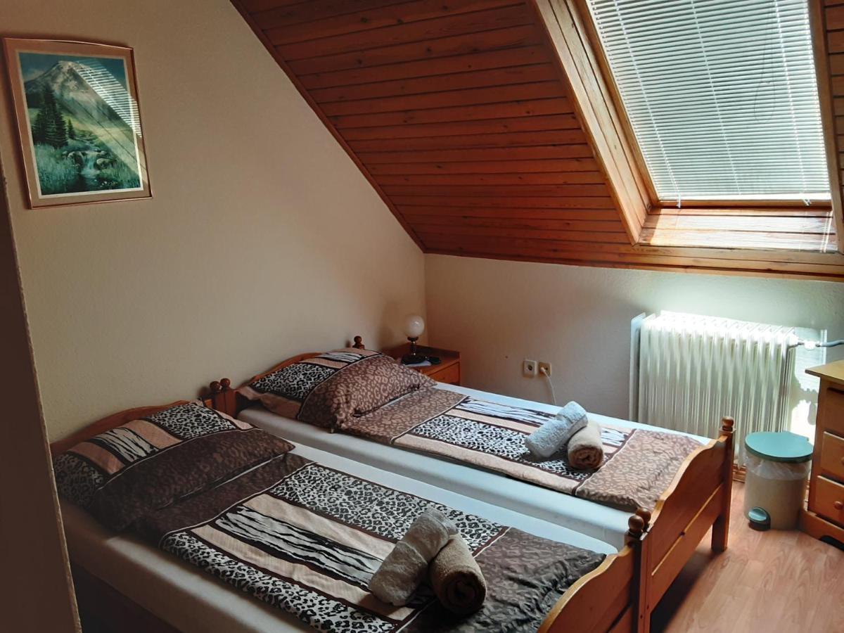 St.Hubertus Vendèglő&Panzió Hévíz Esterno foto
